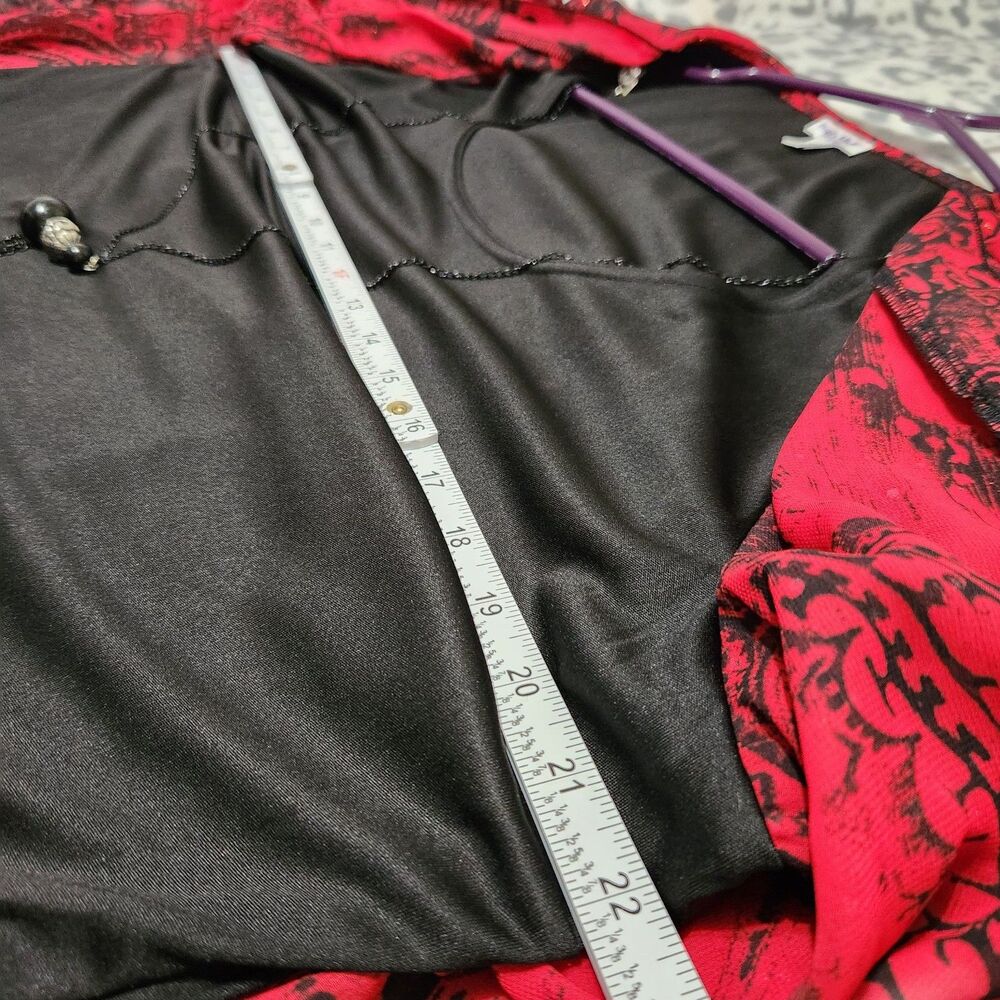 Rebecca Malone Blouse Size 1X Black Red Color Poncho Attached - Picture 4 of 16